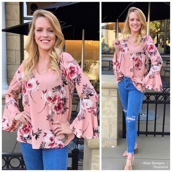 🌸LAST 3! Blush Floral Relaxed Bell Sleeve Top! - Picture 4 of 5